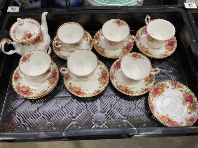 Royal Albert Old Country Roses tea ware,inc teapot, six cups and 9 saucers