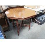 An Edwardian octagonal top walnut centre table, 85cm wide