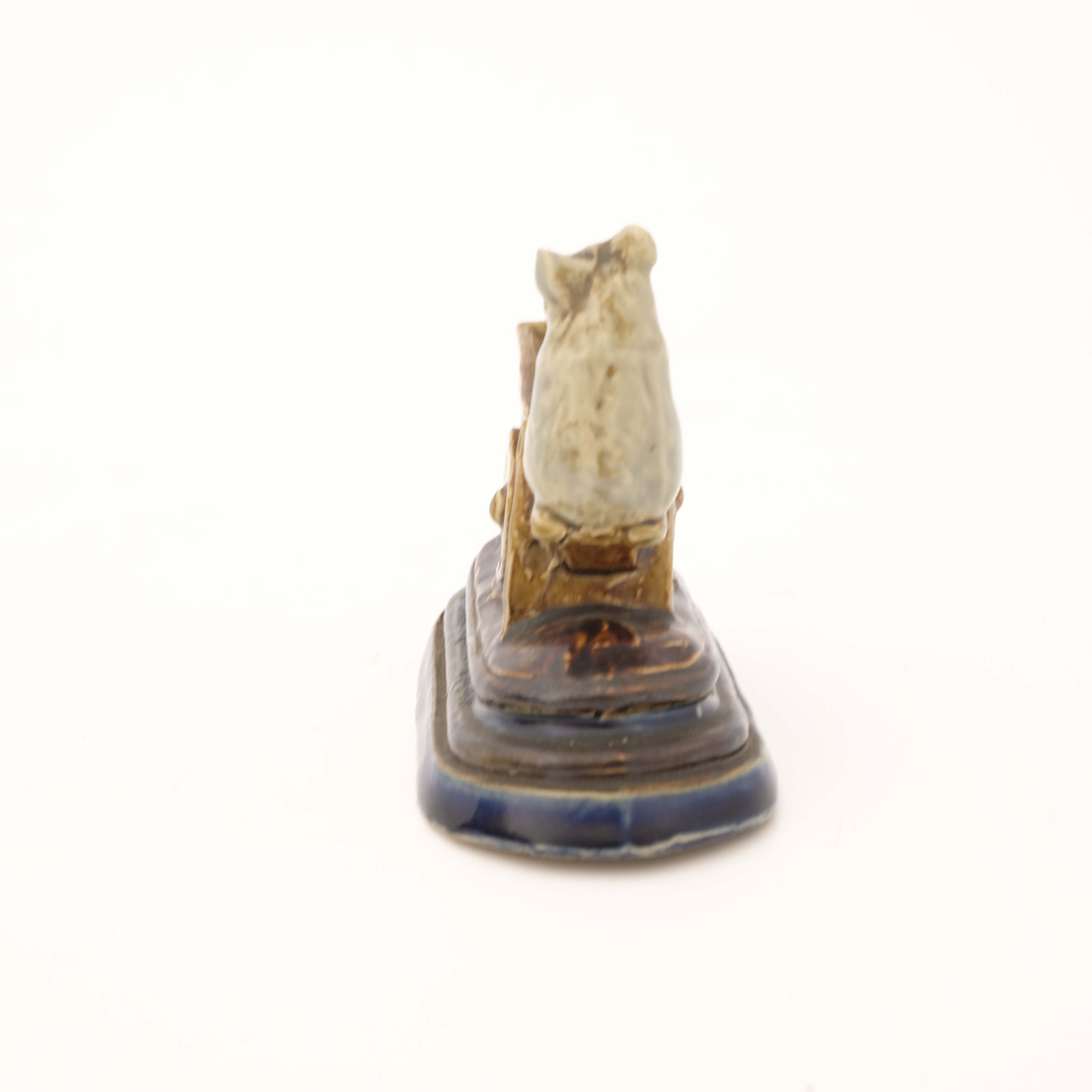 George Tinworth for Doulton Lambeth, a mouse figur - Image 5 of 5