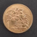 George V, gold sovereign coin dated 1913