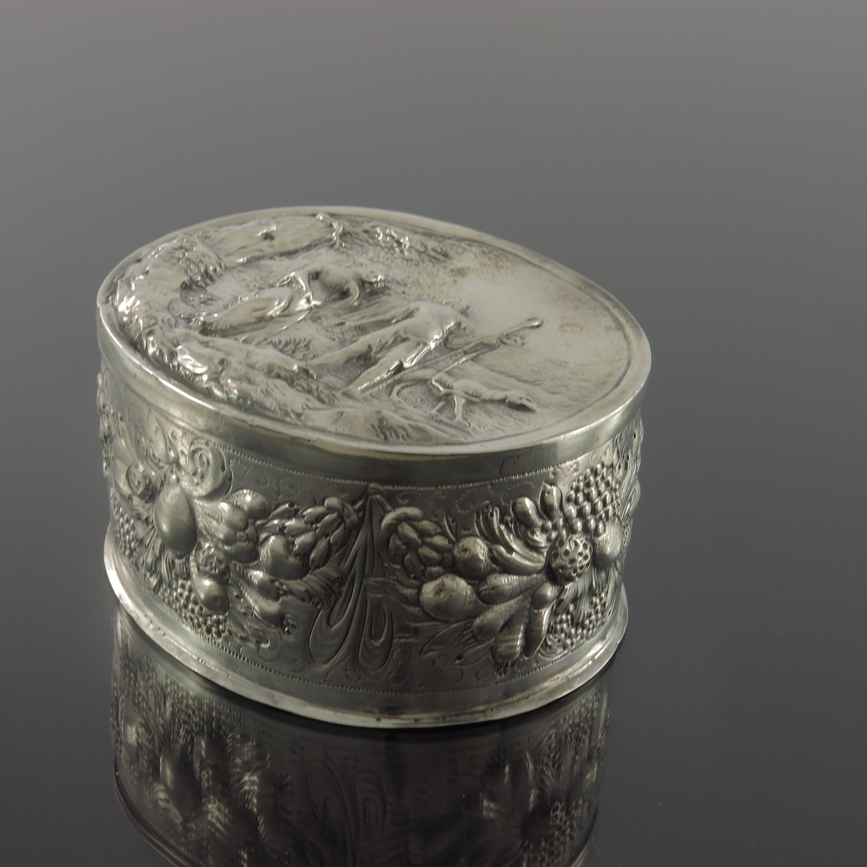 A 17th century German silver box, WP, Konigsberg 1685 - Image 2 of 5