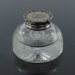 A George V silver and glass inkwell, Synyer and Beddoes, Birmingham 1913