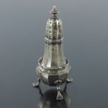 A George V silver pepper pot, I S Greenberg and Co., Birmingham 1916