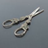 A pair of George V silver scissors, Adolph Barsach Davis, London 1929