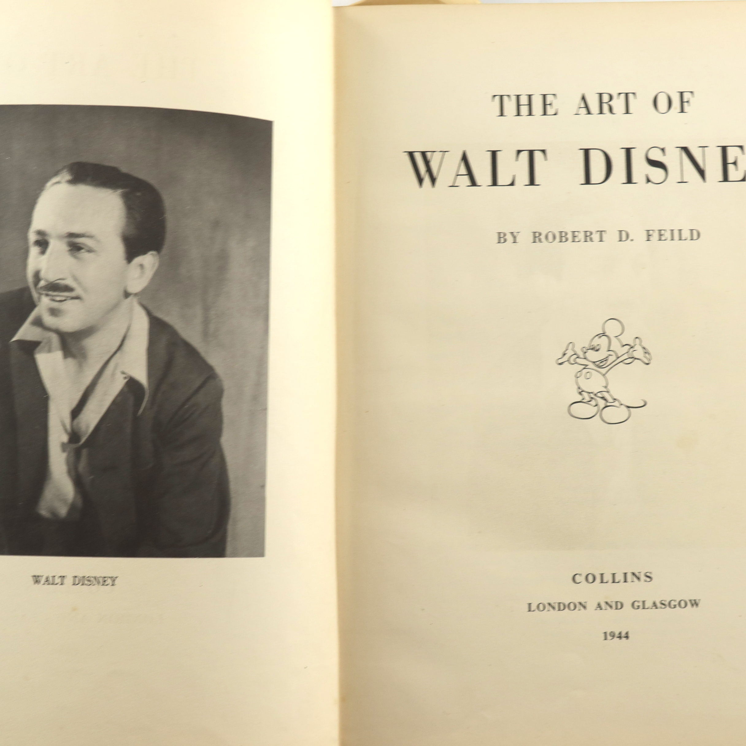 Robert D. Feild, The Art of Walt Disney, 1944, Collins, colour and monochrome illustrations, cloth - Bild 2 aus 3