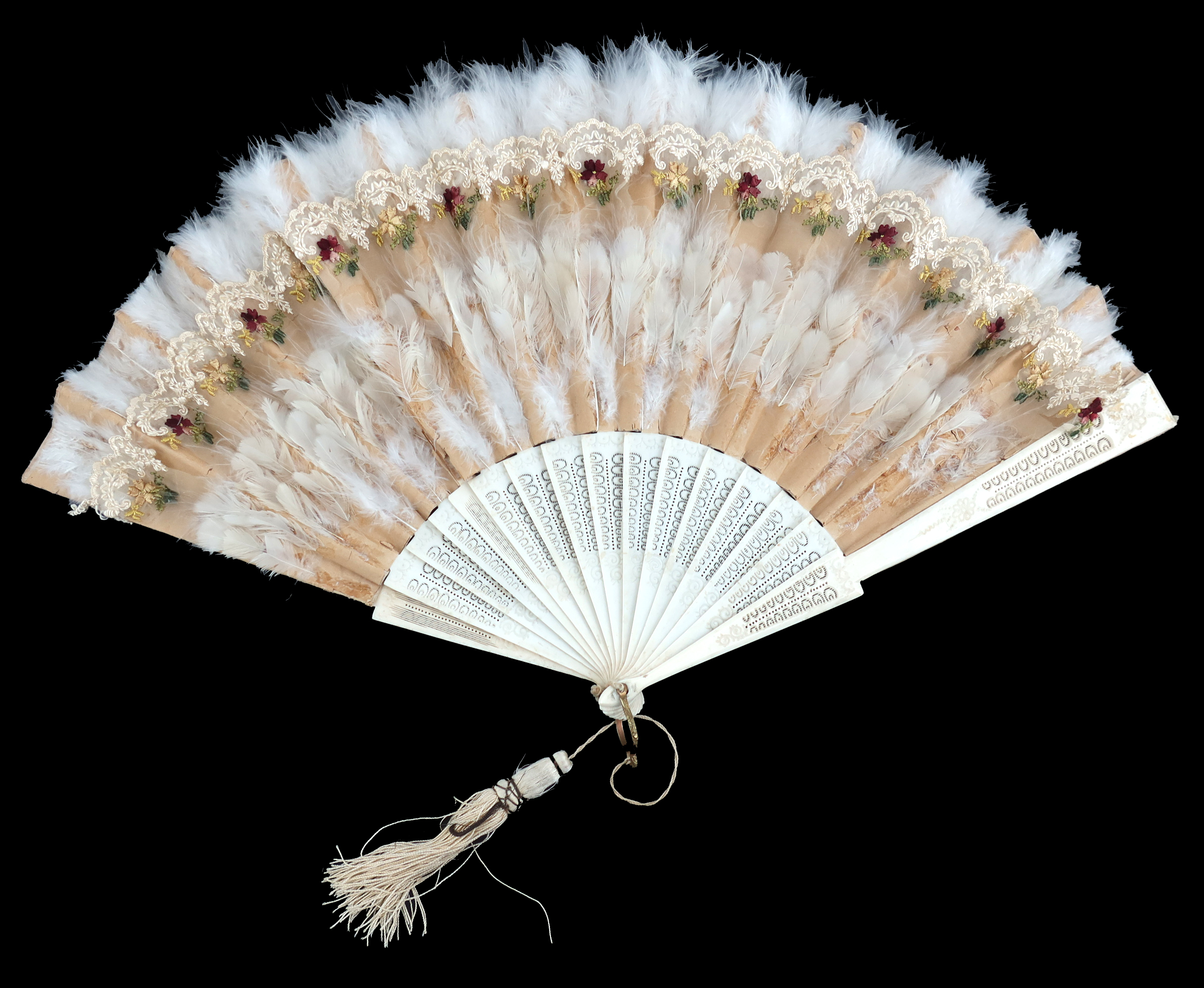 An 1880’s bone autograph fan, the monture lightly incised with a regular design, the recto applied w