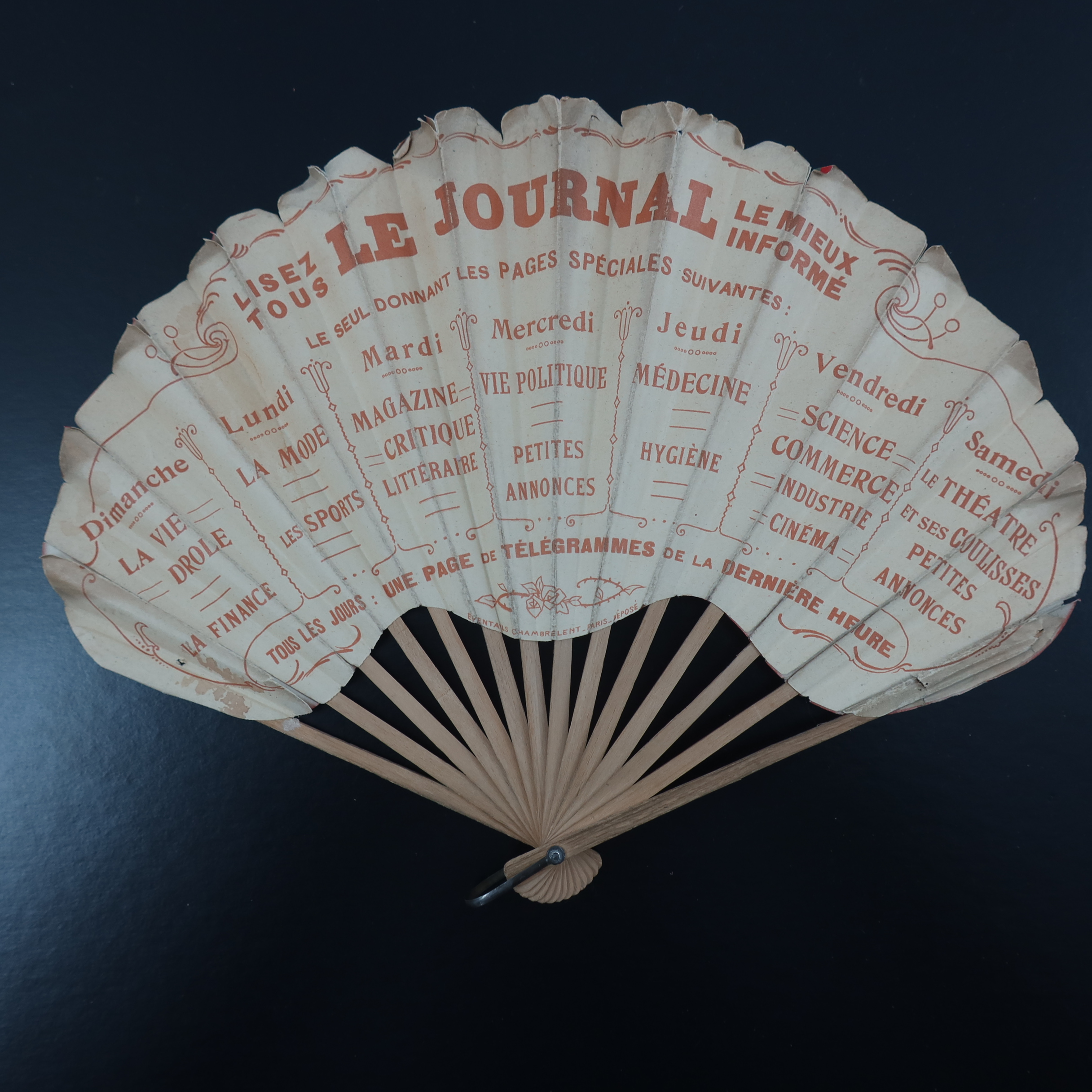 Three early 20th century French advertising fans of ballon form, relating to newspapers, books and p - Image 3 of 7