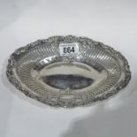 A Victorian Scottish fluted silver dish, Sorley of Glasgow, 1886, 22cm long, 5.06ozt