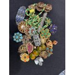 A selection of vintage and costume jewellery, to include an Art Deco style paste brooch