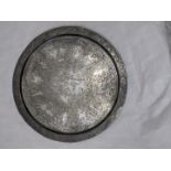 Large Iranian silver salver with chinoiserie design, 2230g, D.55cm