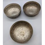 Three early 20th century Indonesian silver bowls, Indonesia, 253g, D.11cm