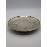 A Chinese export silver dish, engraved with dragons, raised on three ball feet, 255g, D.18.5cm