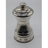 A 20th century silver pepper mill, hallmarked Birmingham, 208g, H.9.5cm