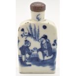 A 19th century Chinese blue and white porcelain snuff bottle, H.8.5cm