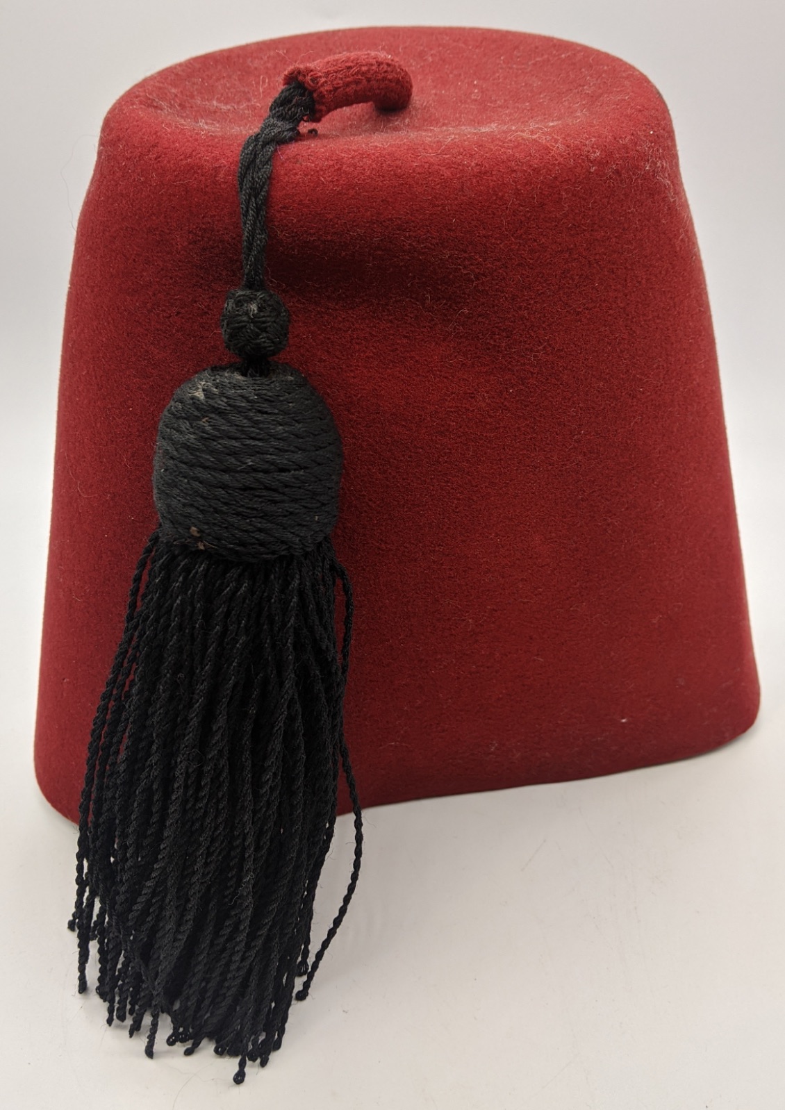 An early 20th century fez hat