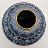 A late 19th/early 20th century Chinese cloisonne enamel brush pot, H.8.5cm