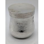 A Graham Watling silver jar and cover, hallmarked London, 1974, 320g, H.11.5cm