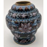 A late 19th/early 20th century Chinese cloisonne enamel brush pot, H.8.5cm