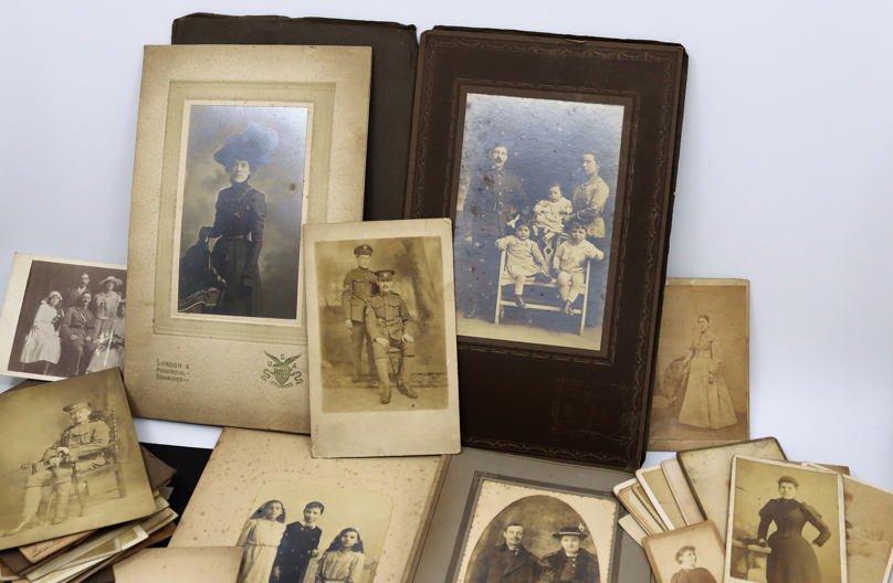 A large collection of photographs, postcards & bank notes. Military Interest. (Qty) - Image 3 of 4