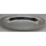 An American Sterling silver dish, 475g, L.34cm