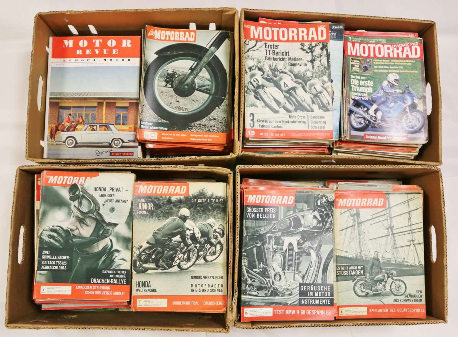 Konvolut von ca. 800 Auto/Motorrad Zeitschriften