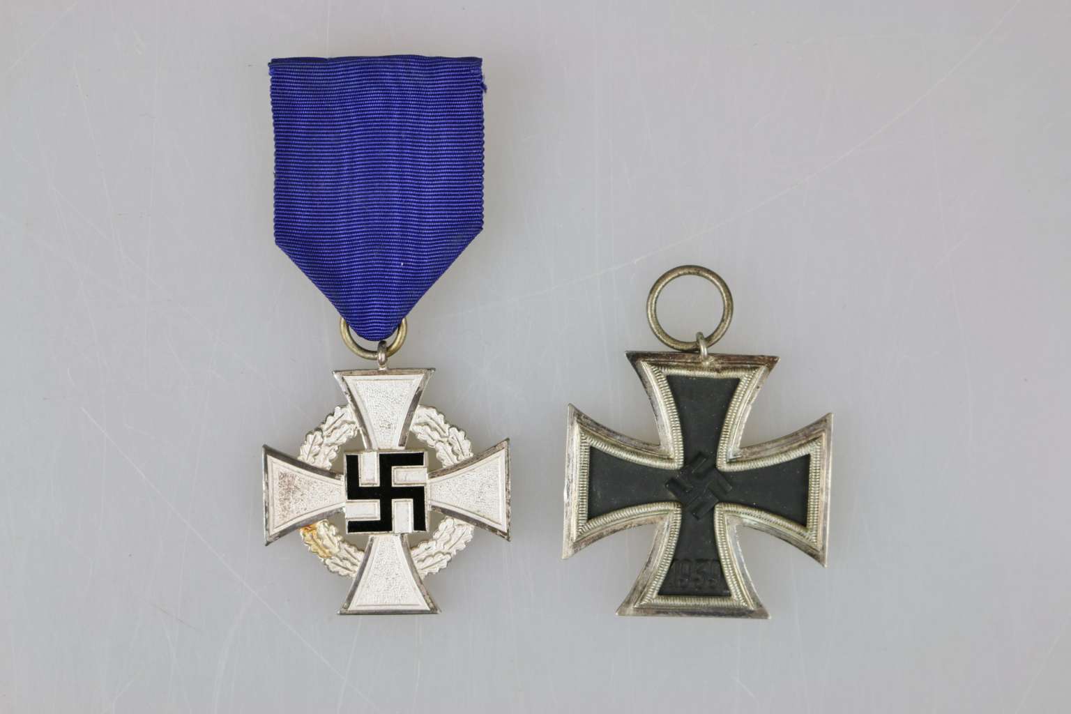 Eisernes Kreuz 2. Klasse 1939 - Image 2 of 3