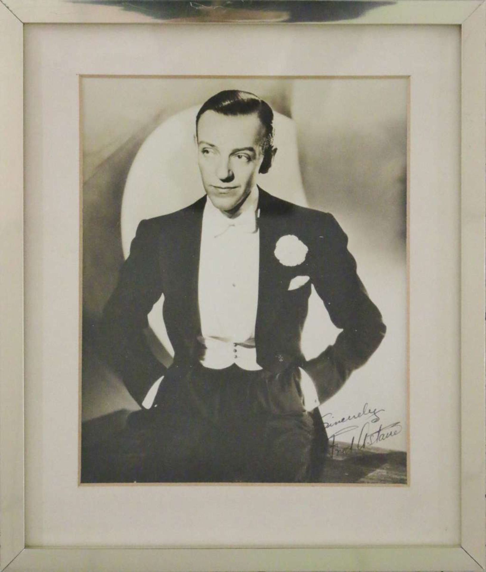 Foto mit Autogramm von Fred Astaire - Image 2 of 3