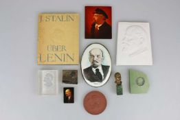 9-teiliges Konvolut sozialistische Memorabilia 'Lenin'