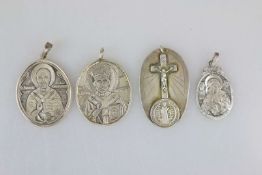 4 Silberanhänger