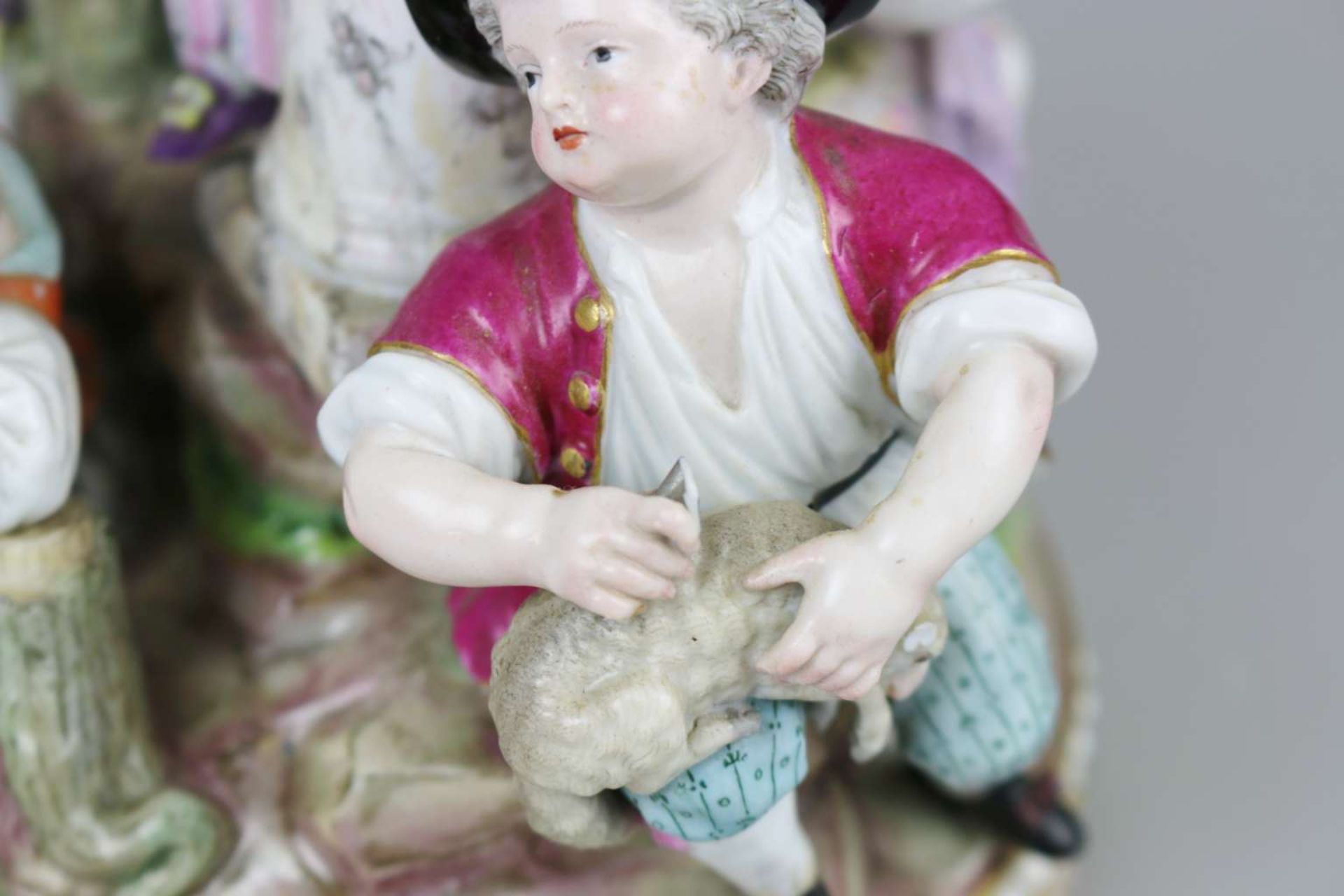 Meissen "Fünf Schäferkinder" - Image 4 of 6