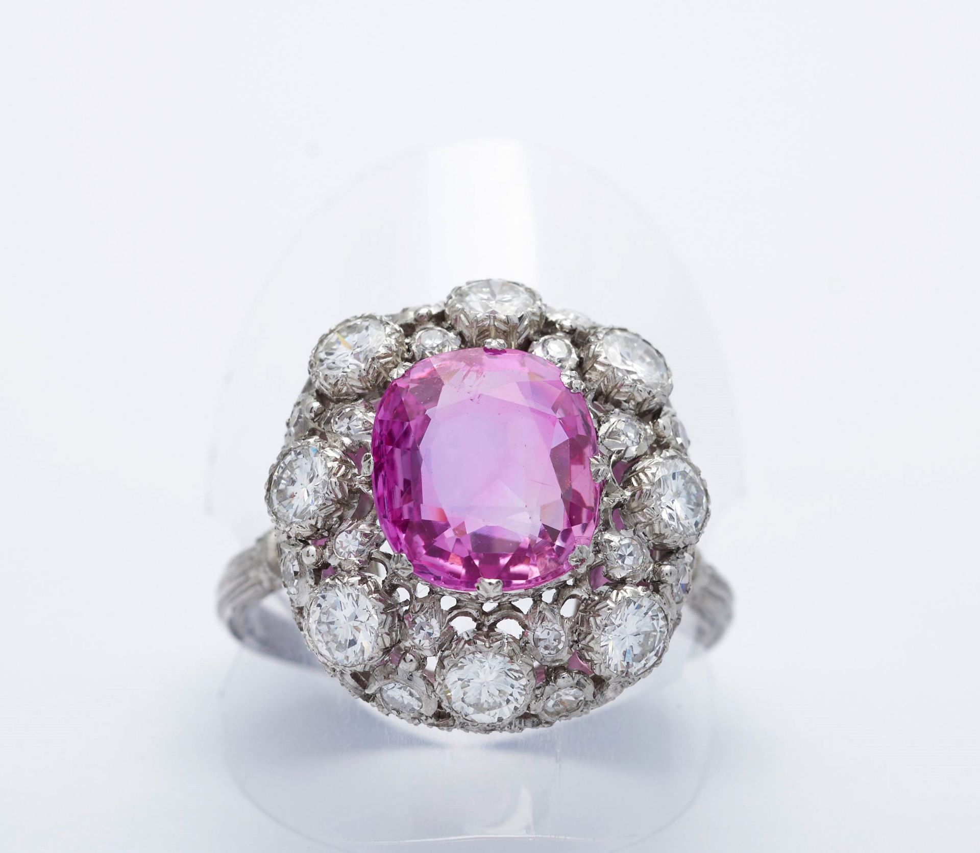 CEYLON PINK SAPPHIRE AND DIAMOND RING, BY BUCCELLATI. - Image 4 of 7