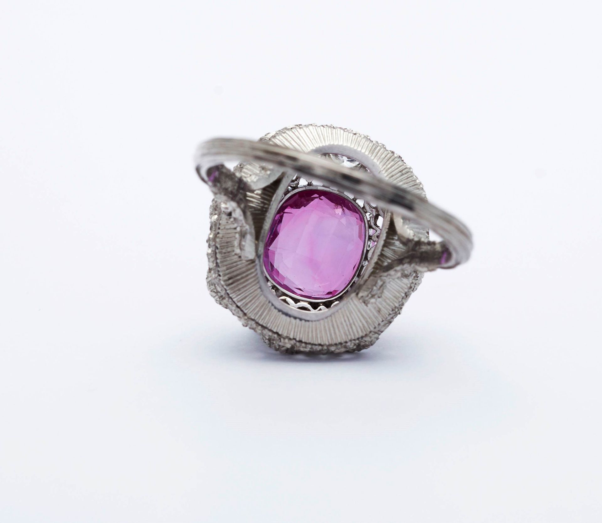 CEYLON PINK SAPPHIRE AND DIAMOND RING, BY BUCCELLATI. - Image 5 of 7