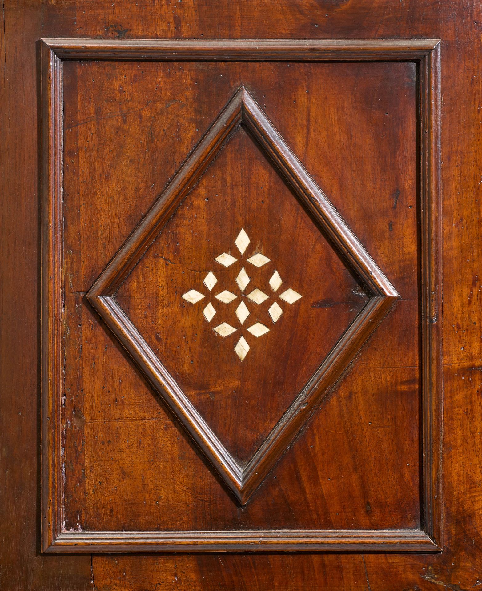 CABINET WITH BONE INLAYS - Image 5 of 5