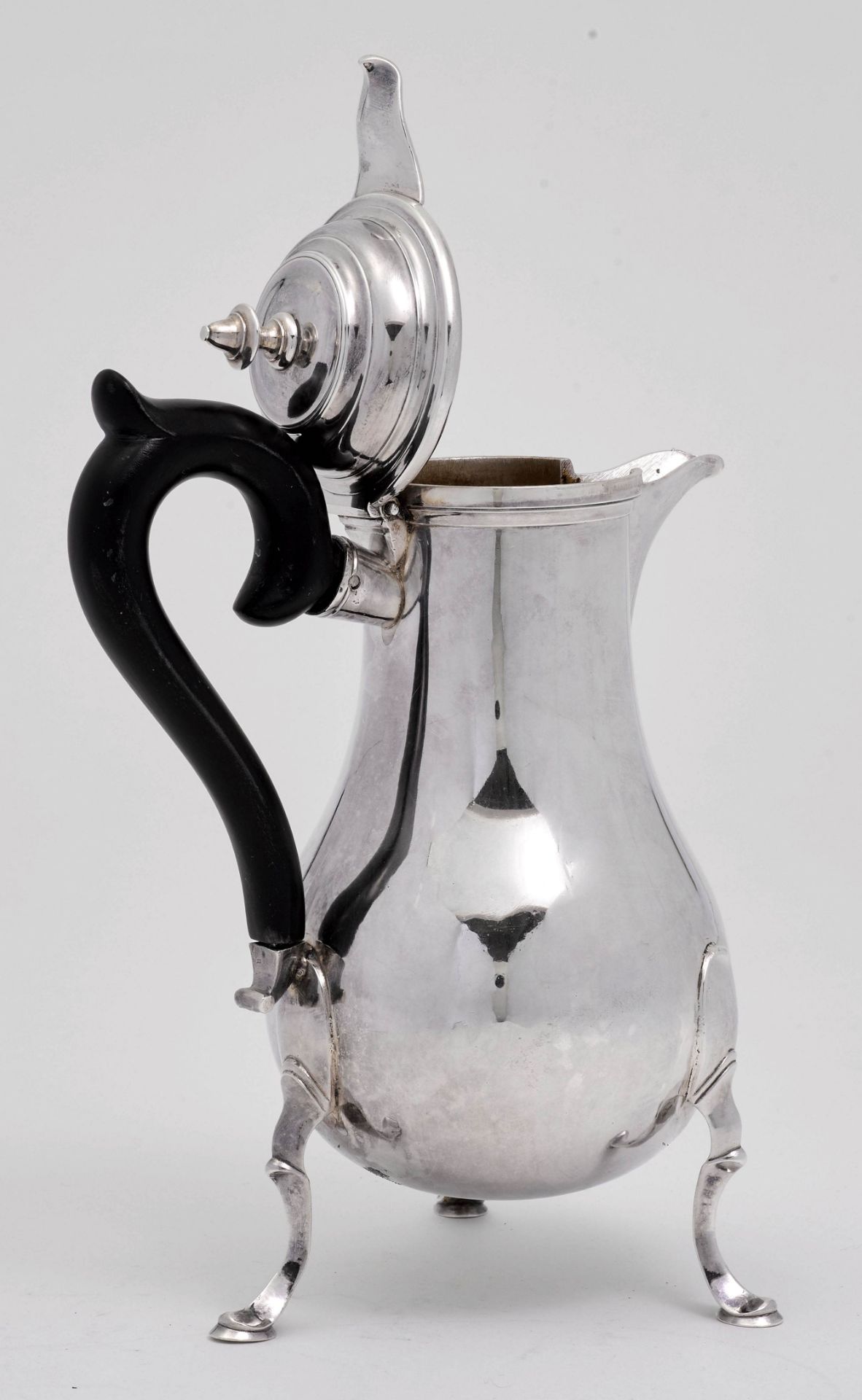 A COFFEE POT - Image 2 of 4