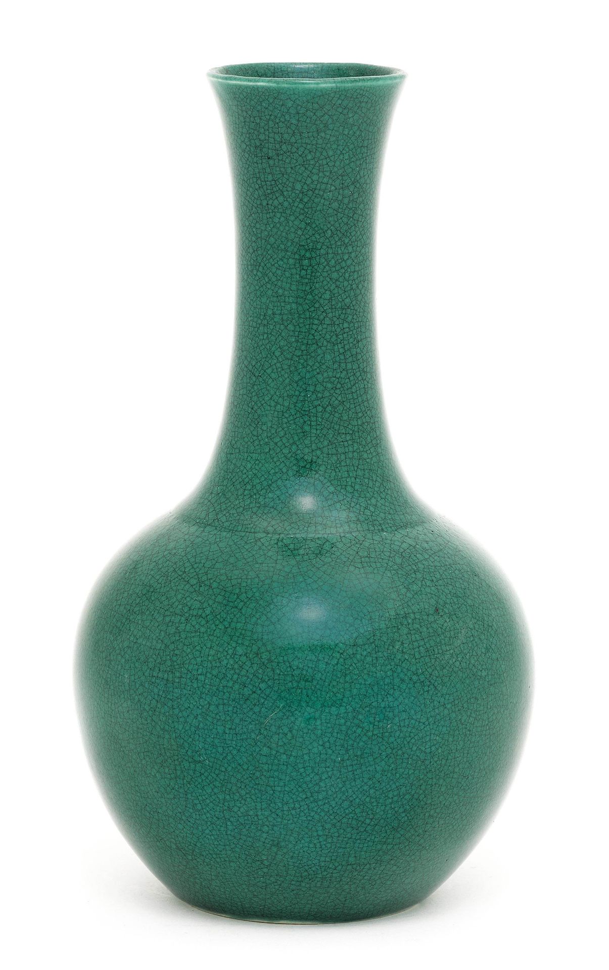 AN ELEGANT GREEN GLAZED VASE.