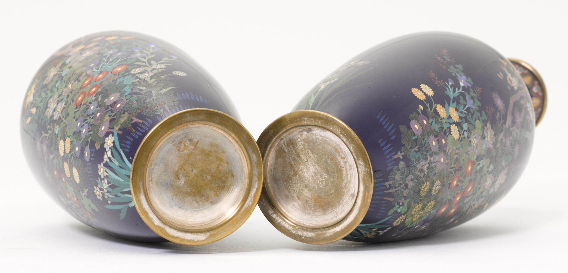 A PAIR OF SMALL CLOISONNE ENAMEL VASES. - Image 3 of 3