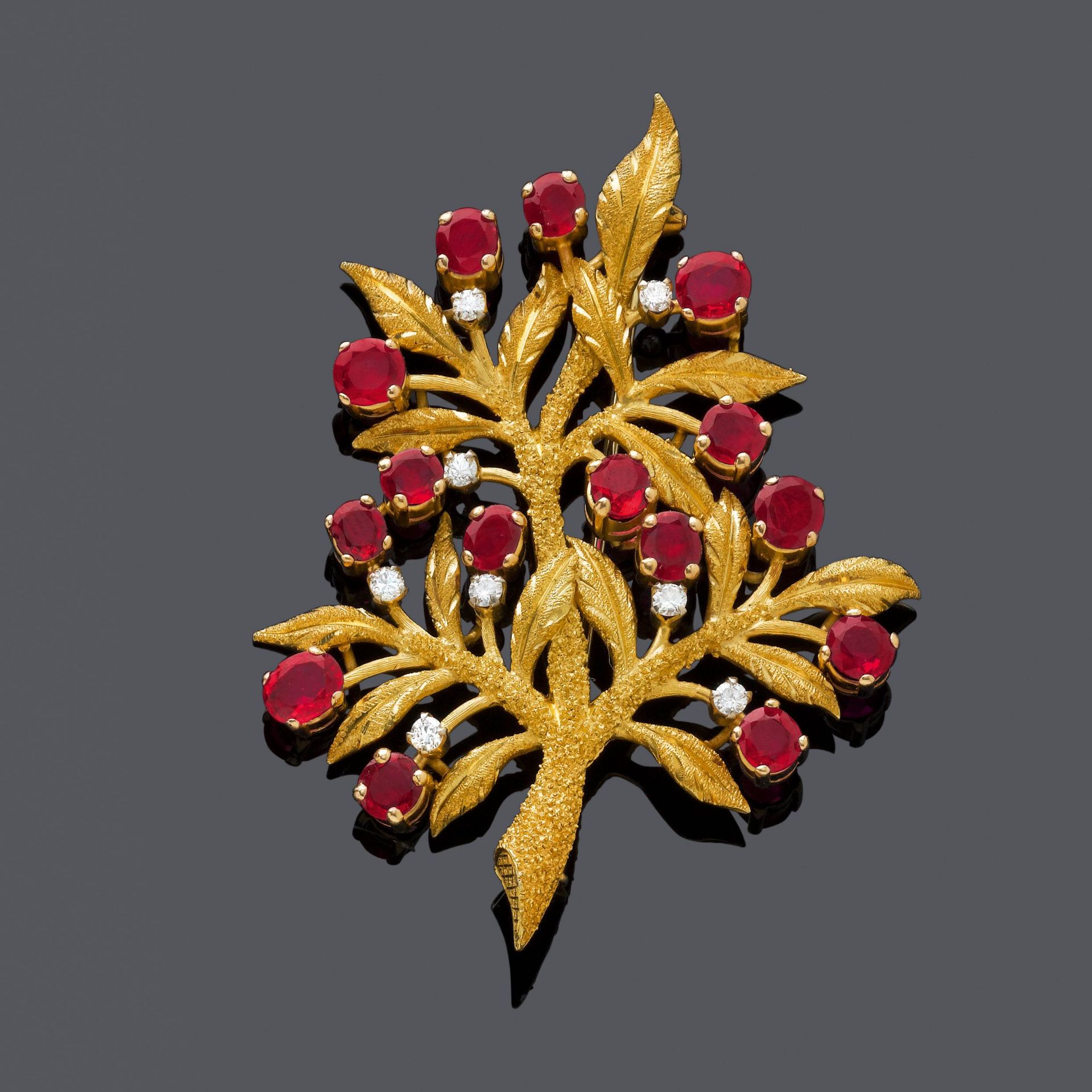 BURMA RUBY, DIAMOND AND GOLD BROOCH, BY GÜBELIN, ca. 1960.