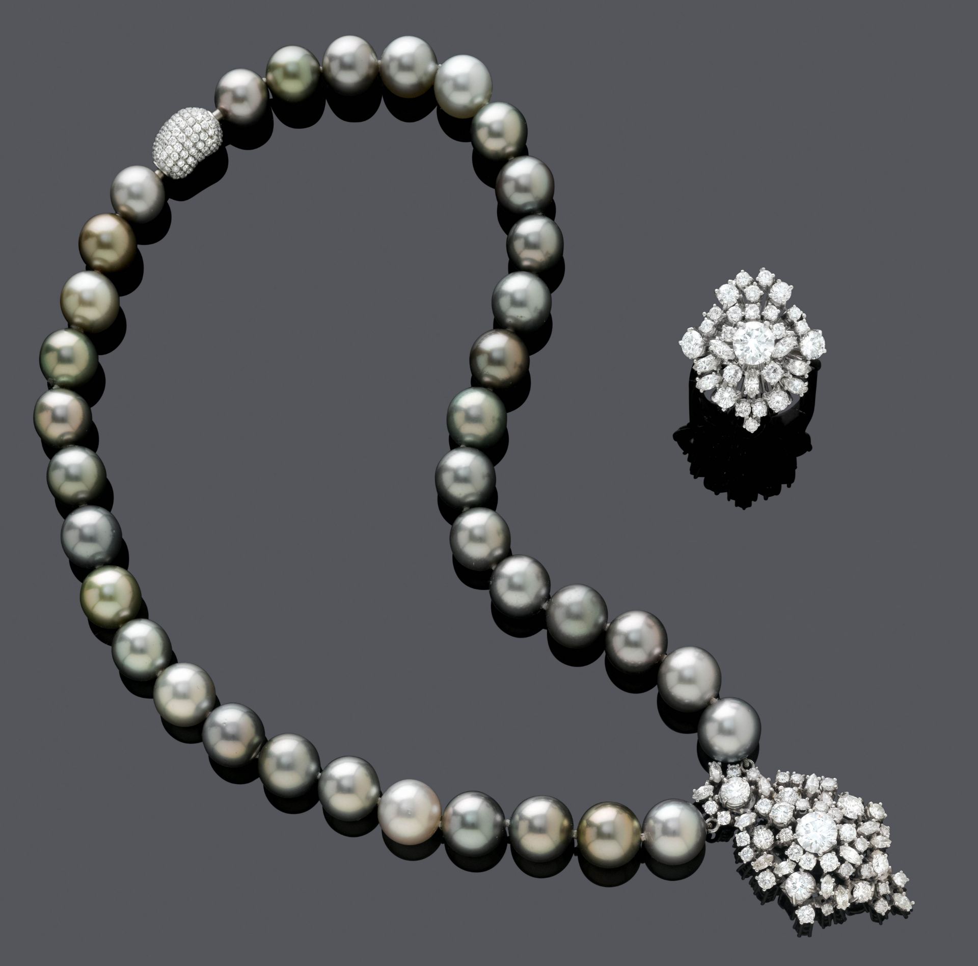 TAHITI PEARL AND DIAMOND NECKLACE WITH DIAMOND RING.