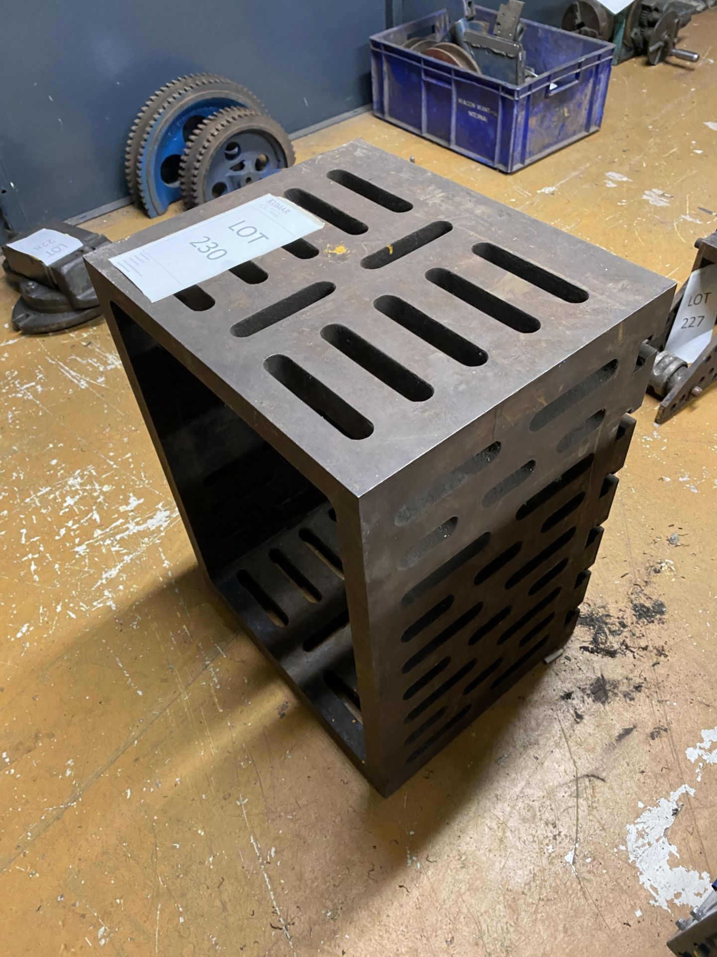 Engineers Metal Box Table - Image 2 of 9