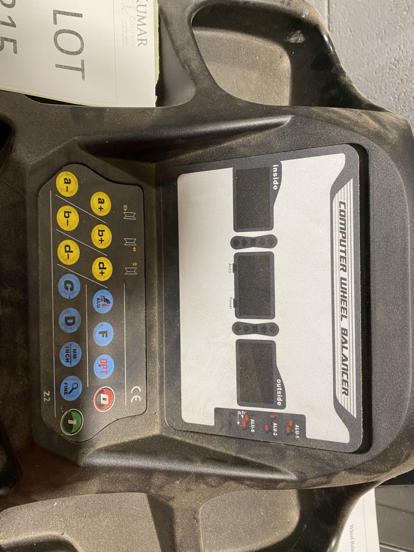 Redback Garage Equipment. Computer Wheel Balancer Model - ZH825A (2017/07) TBD - TBDU825. Serial No: - Image 6 of 10