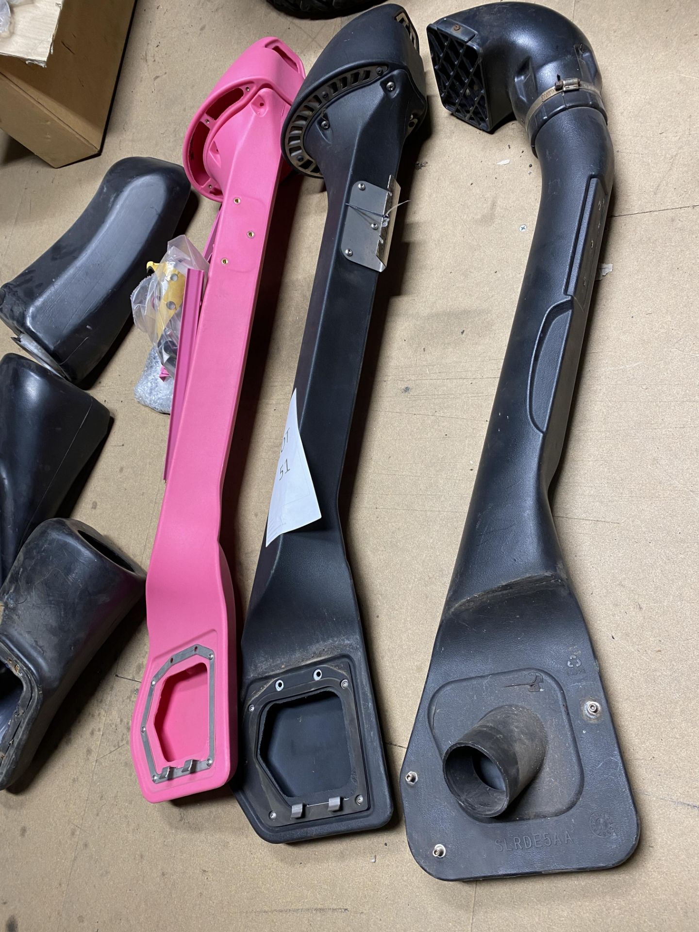 Land Rover Snorkels (2 Black, 1 Pink) - Image 4 of 5