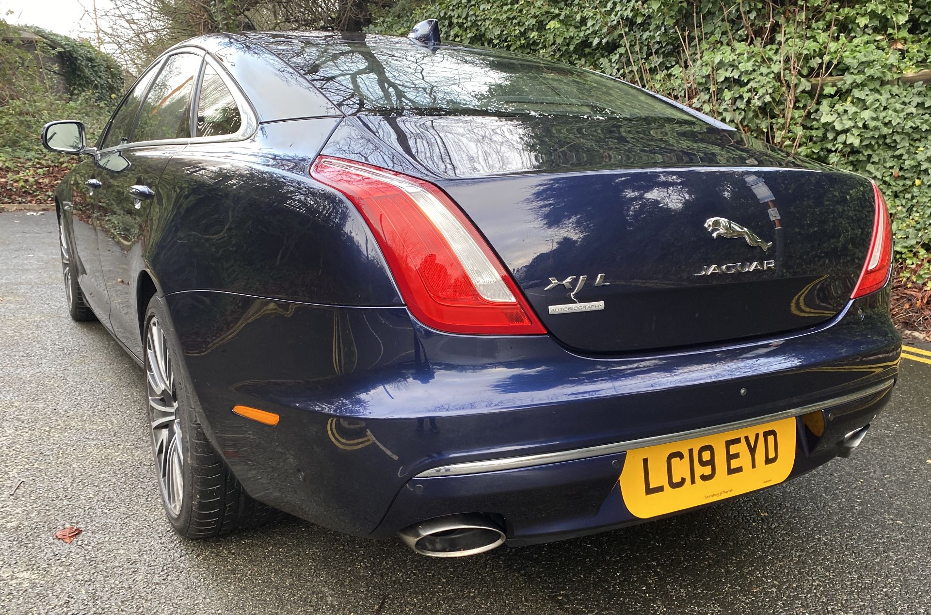 Jaguar XJ L Autobiography - Image 10 of 77