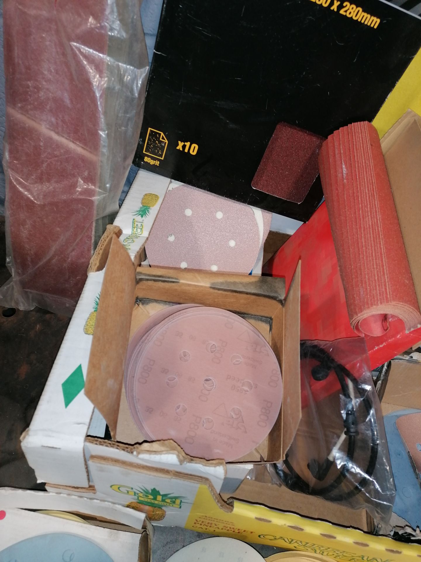 Assorted Sand Paper & Sanding Discs Various Makes & Surface Grit - Image 4 of 6