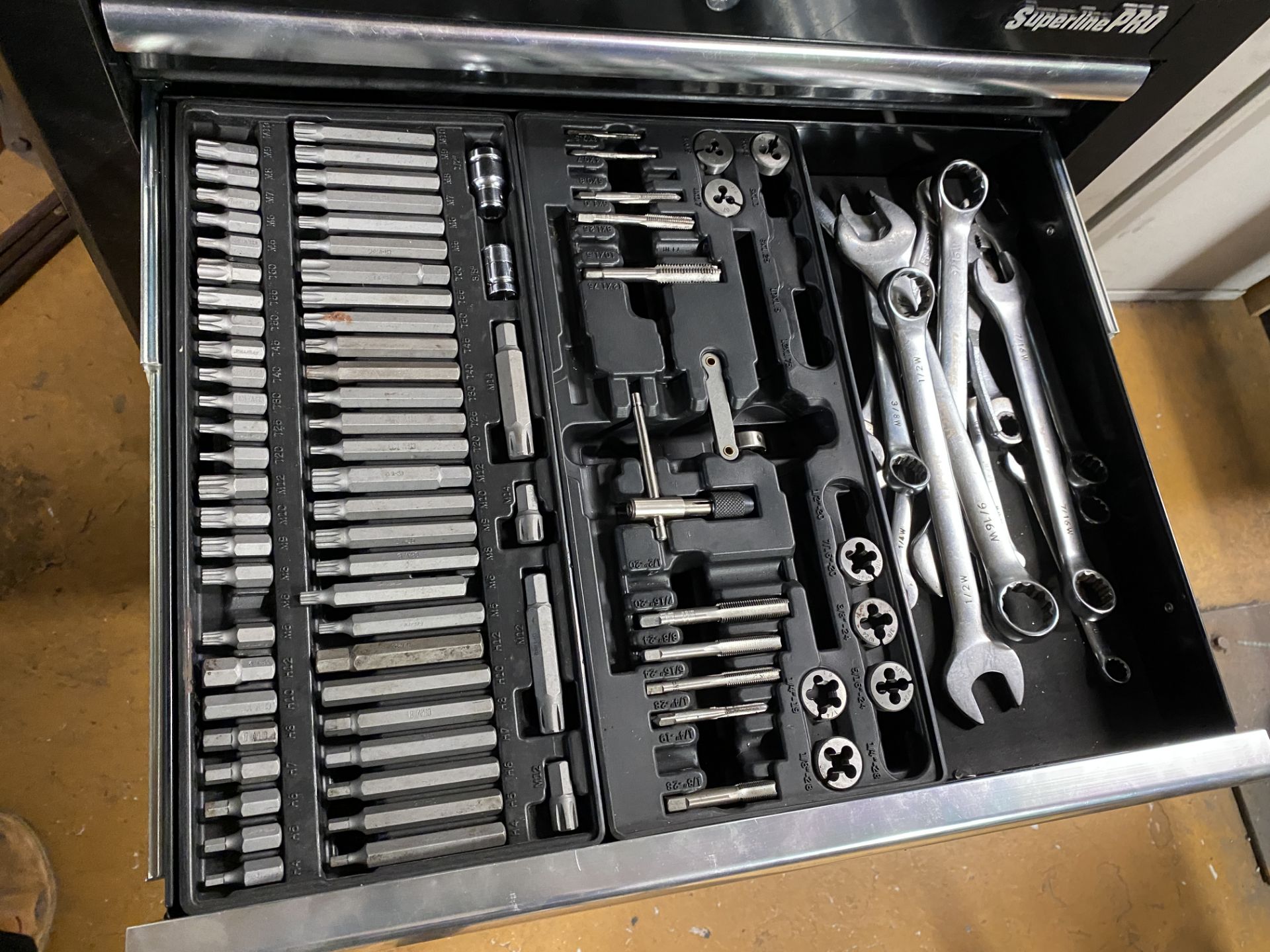 Sealey SuperLine Pro Multi Drawer Tool Chest with Comprehensive Tool Kit, Comprising Sockets, Ratche - Image 14 of 21
