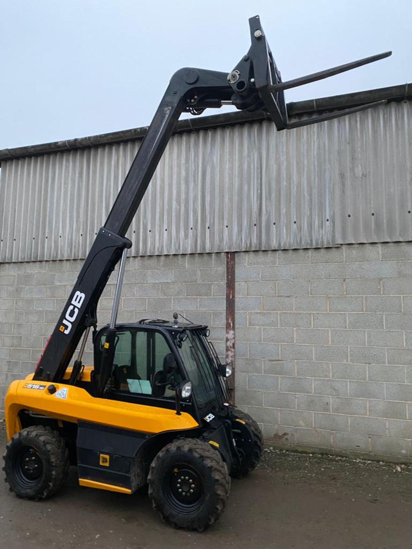 JCB 516-40 Telescopic Handler, 404 Hours, Serial No. 968, (2015) - Image 14 of 33