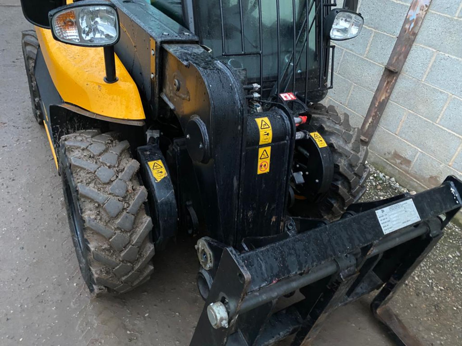 JCB 516-40 Telescopic Handler, 404 Hours, Serial No. 968, (2015) - Image 22 of 33