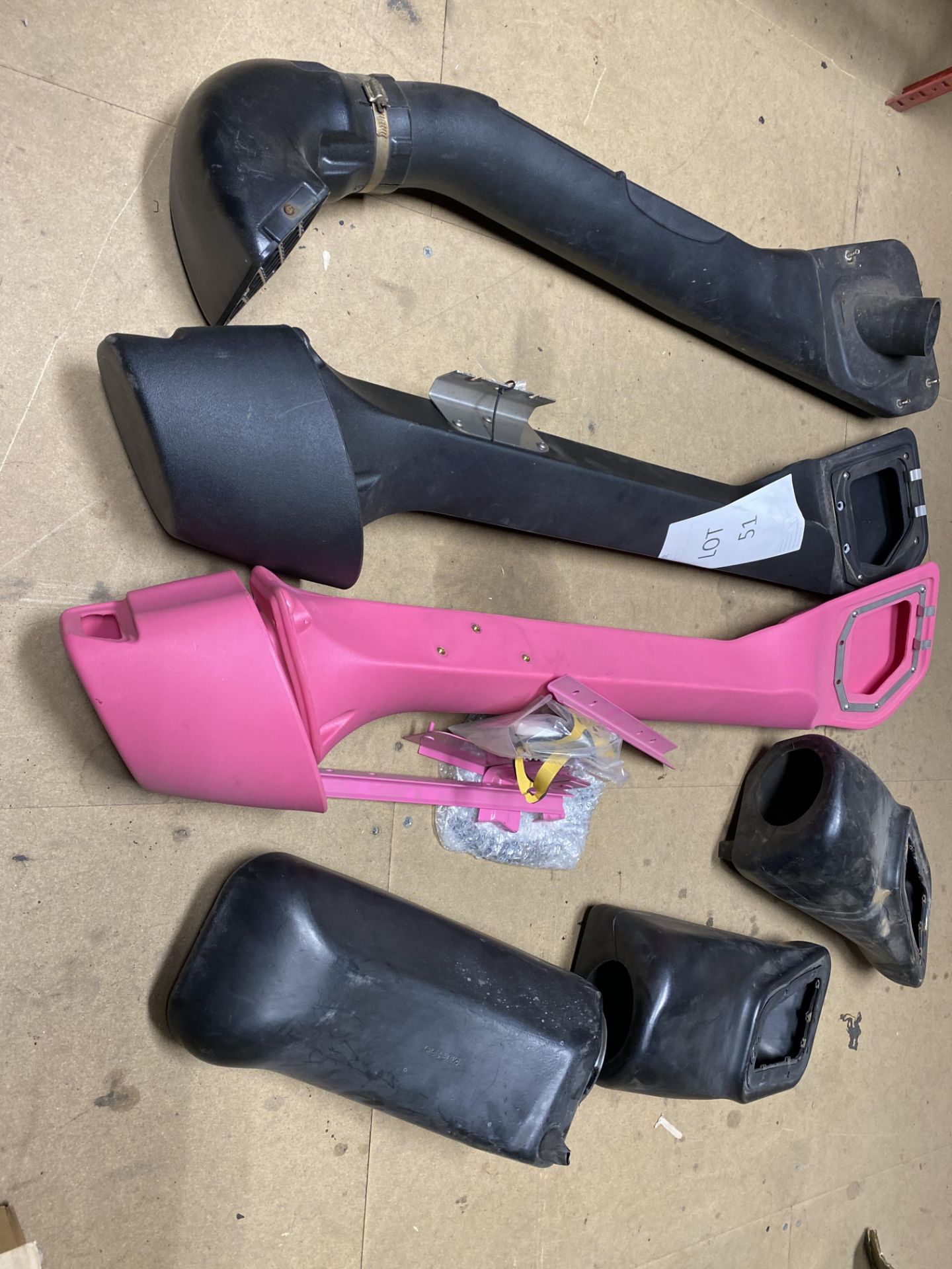 Land Rover Snorkels (2 Black, 1 Pink) - Image 5 of 5