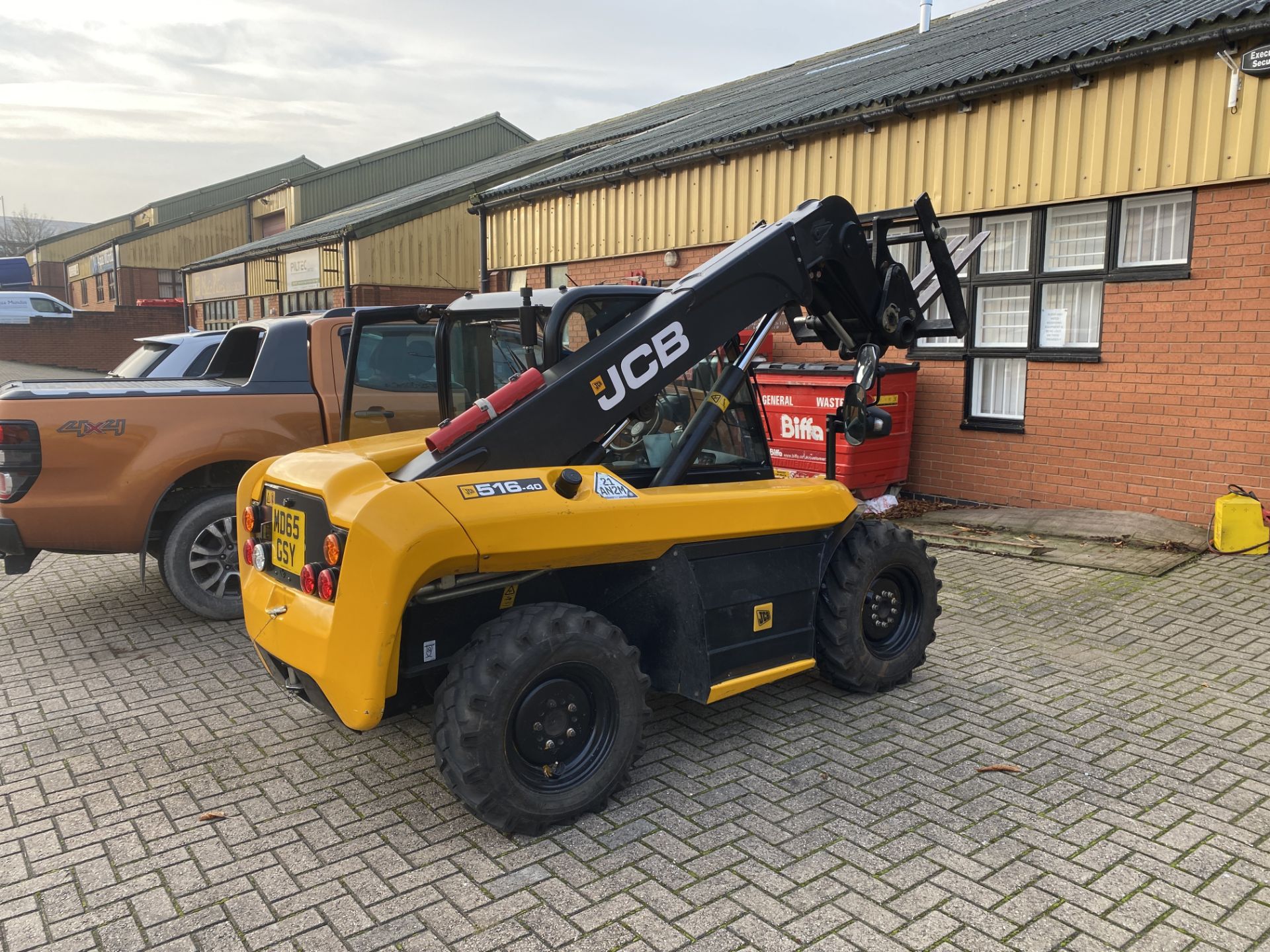 JCB 516-40 Telescopic Handler, 404 Hours, Serial No. 968, (2015) - Image 11 of 33