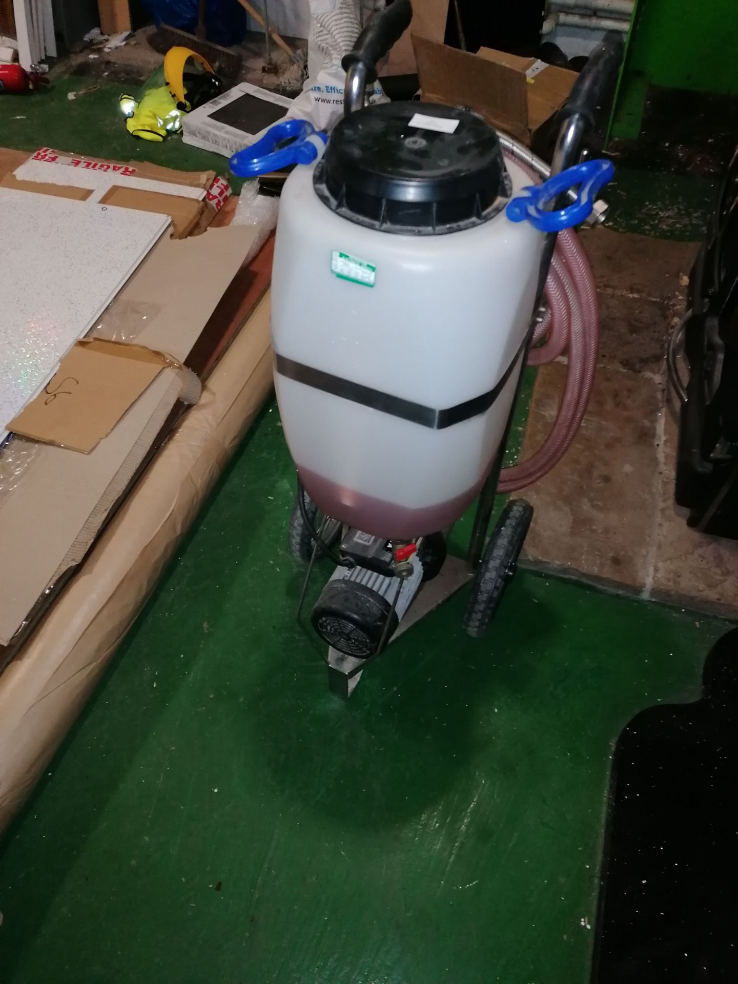 Water system flushing machine fitted with Sespa electric pump