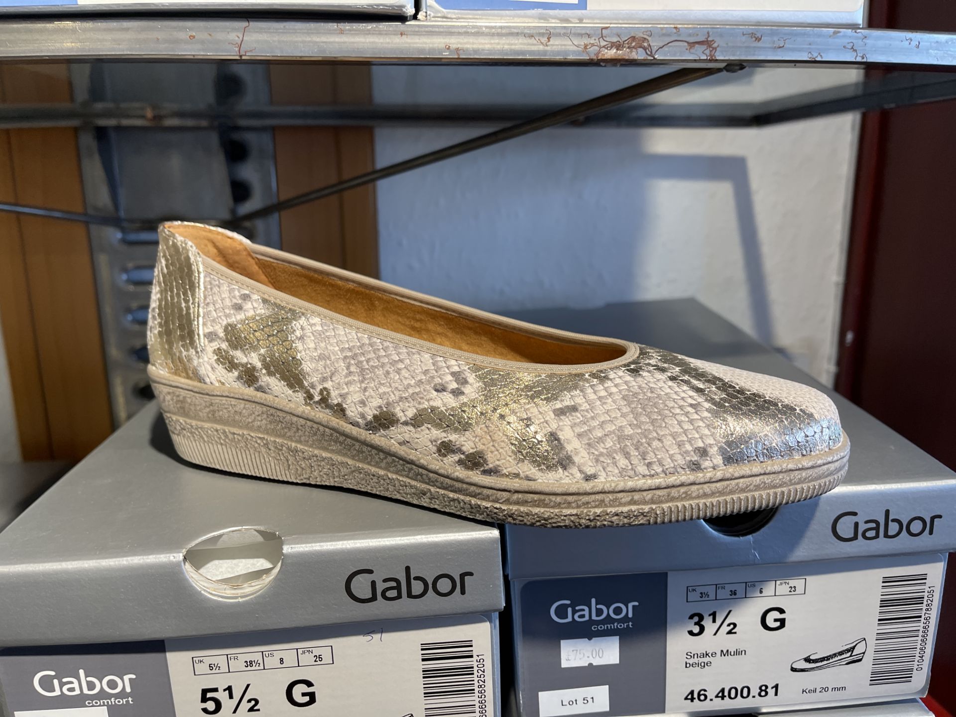 Gabor 6 Pairs: Leo Flower Rose Antik Shoes 42.620.62. Sizes 3.5 - 6.5 (RRP £75) Gabor 9 Pairs: Snake - Image 6 of 8